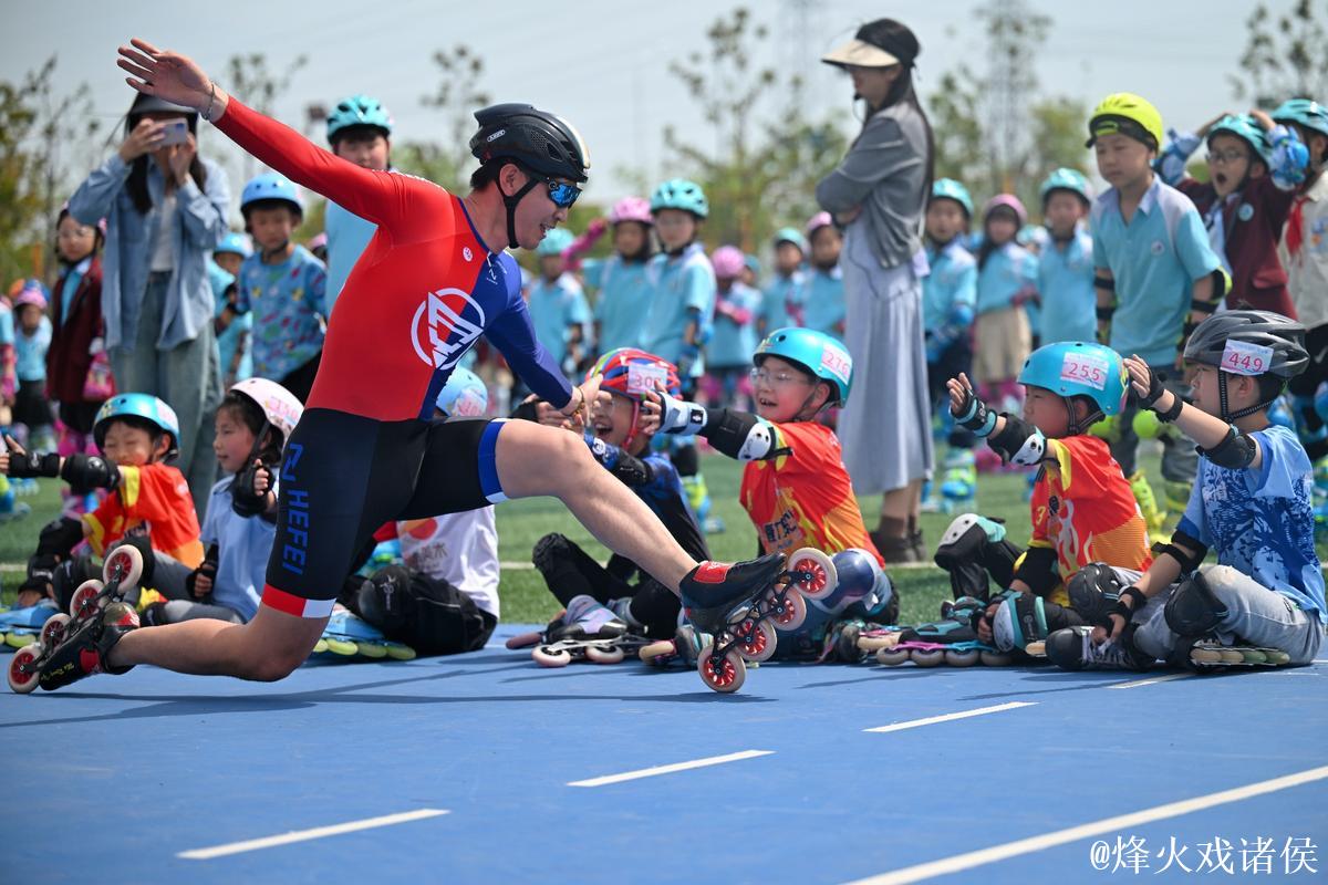 “冠军校园行”点燃合肥青少年体育热情